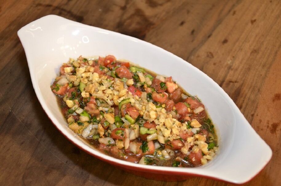 Gavurdağı Salatası - Special Gavurdaghi Salad