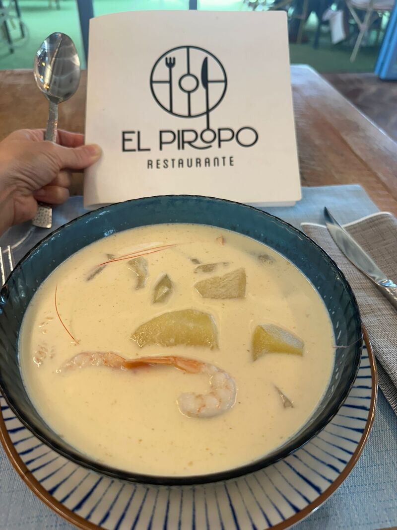 GAZPACHUELO (EN SUGERENCIAS)