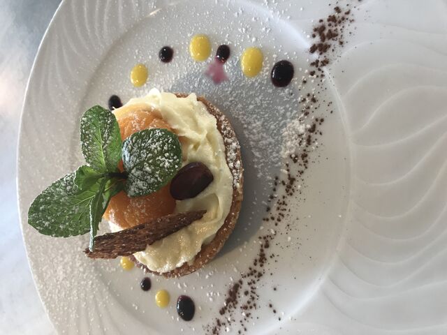 Feuilleté à la crème mousseline et mandarines roties