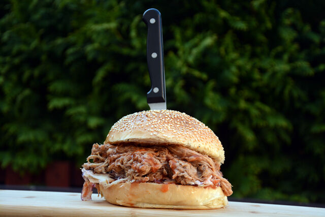 Pull pork burger