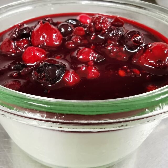 Panna cotta aux fruits rouges
