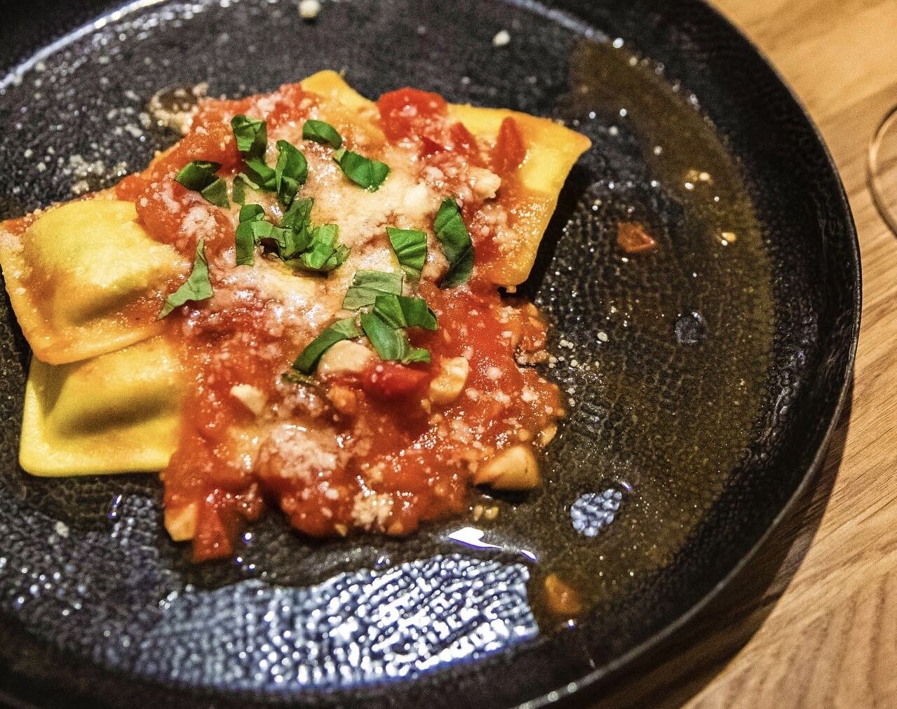 Ravioli s rajčatovou omáčkou