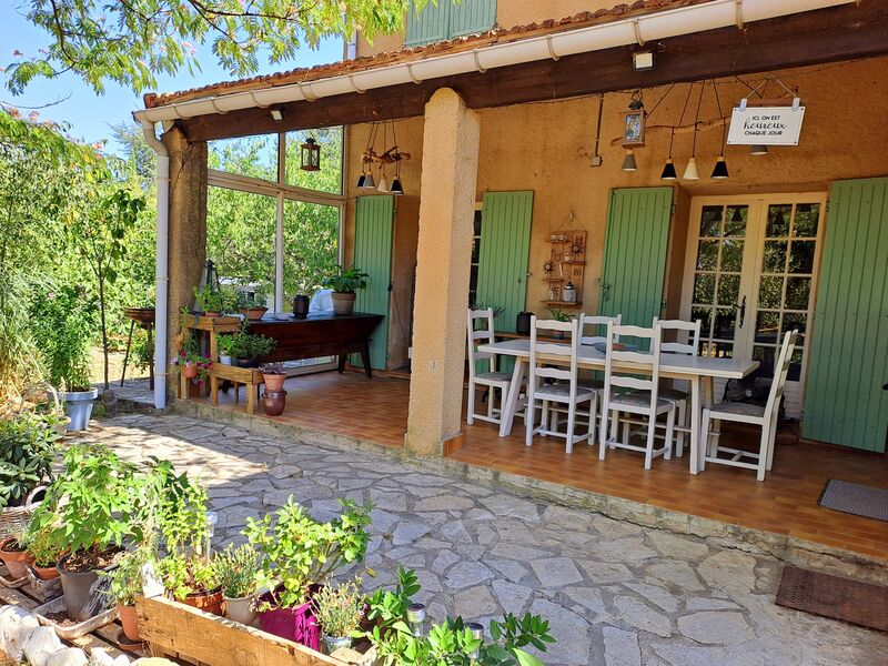 Notre table extérieure