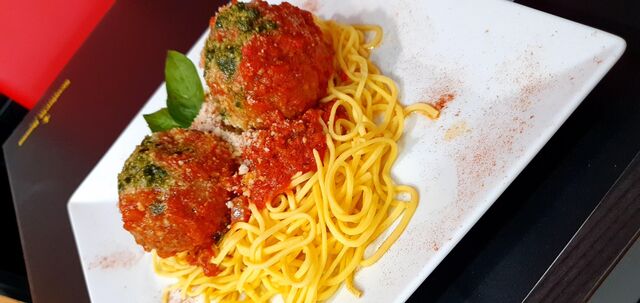Nos fameuses Spaghettis Boulettes qui font trembler nos clients