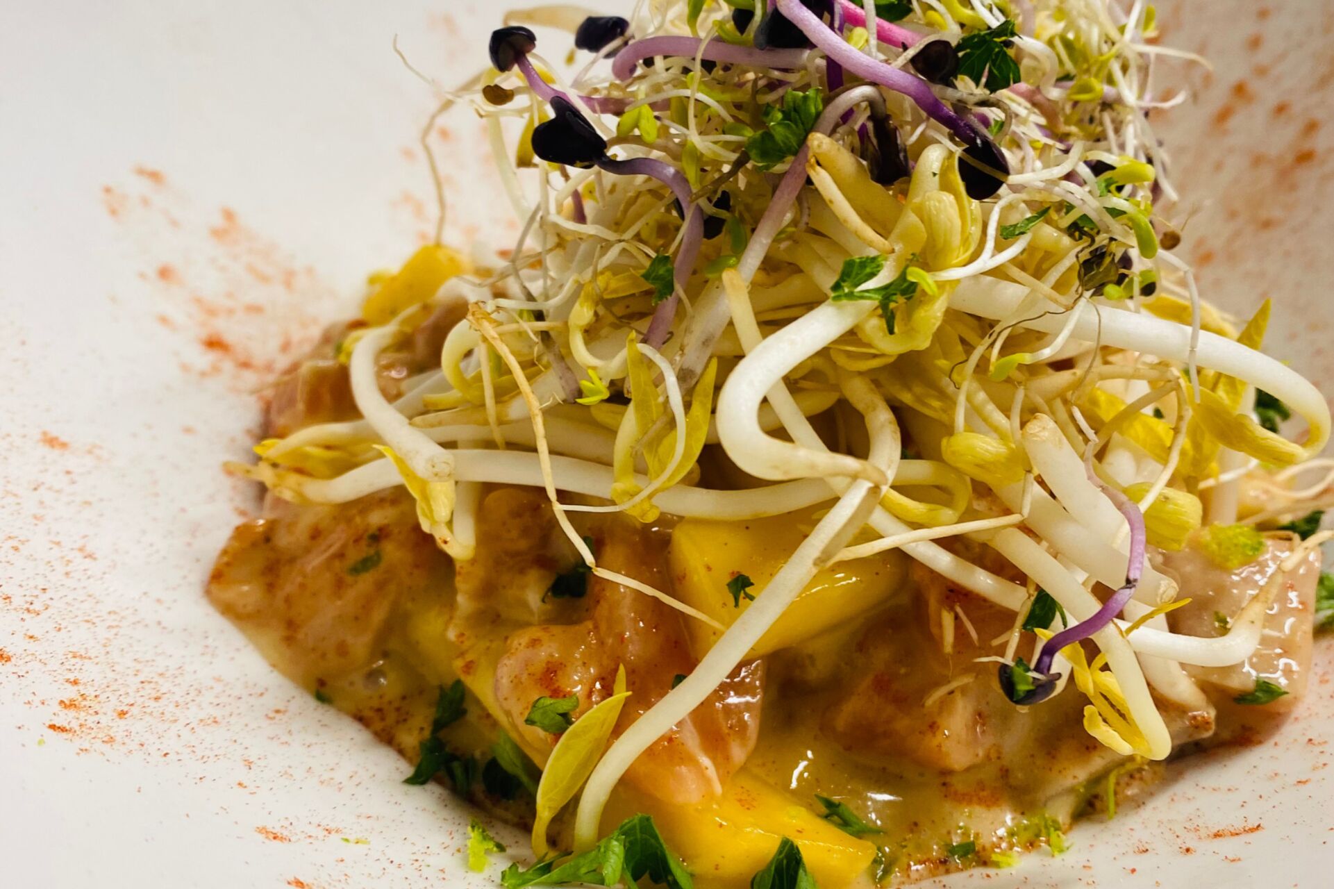 Le Ceviche de saumon mangue-coco-lemon….