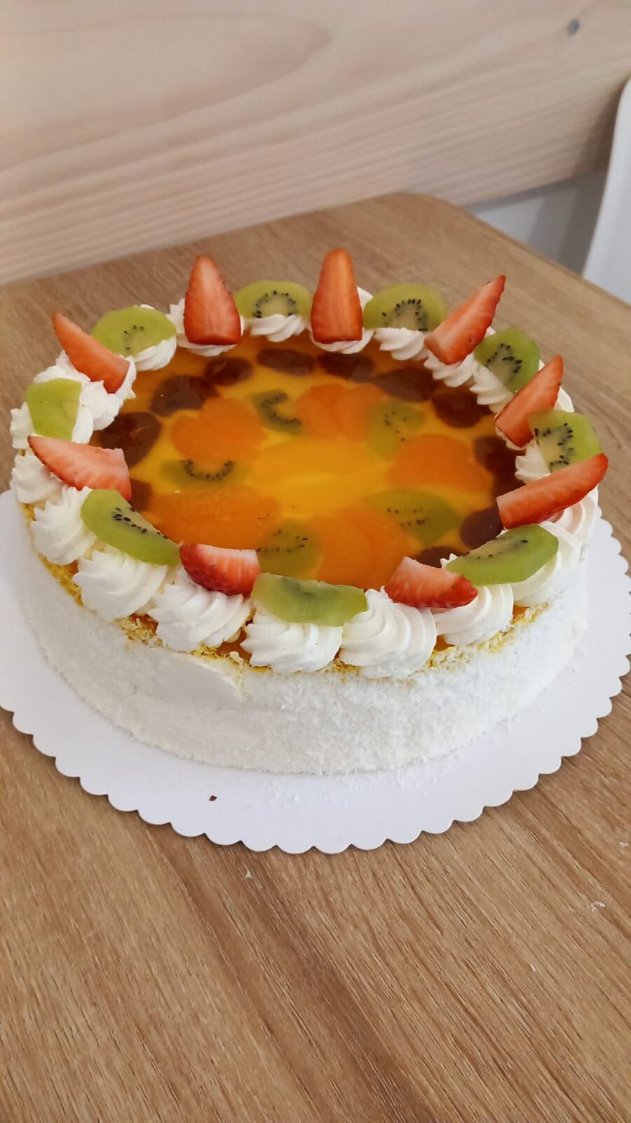 Ovocný s krémem obj. č. 90, 1200g - 12 porcí, CENA 690,-