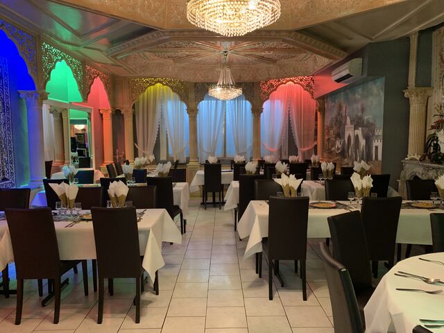 Notre salle intérieure est disponible pour vos anniversaires, mariages, baptêmes, séminaires.