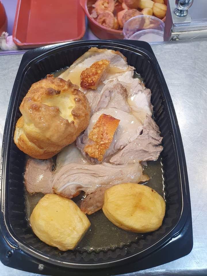 Lomo de Cerdo Asado con Yorkshire Pudding