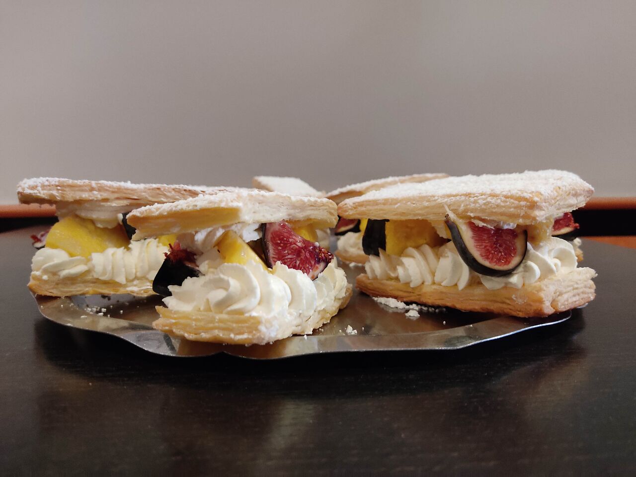 Feuilletés Figues et Ananas
