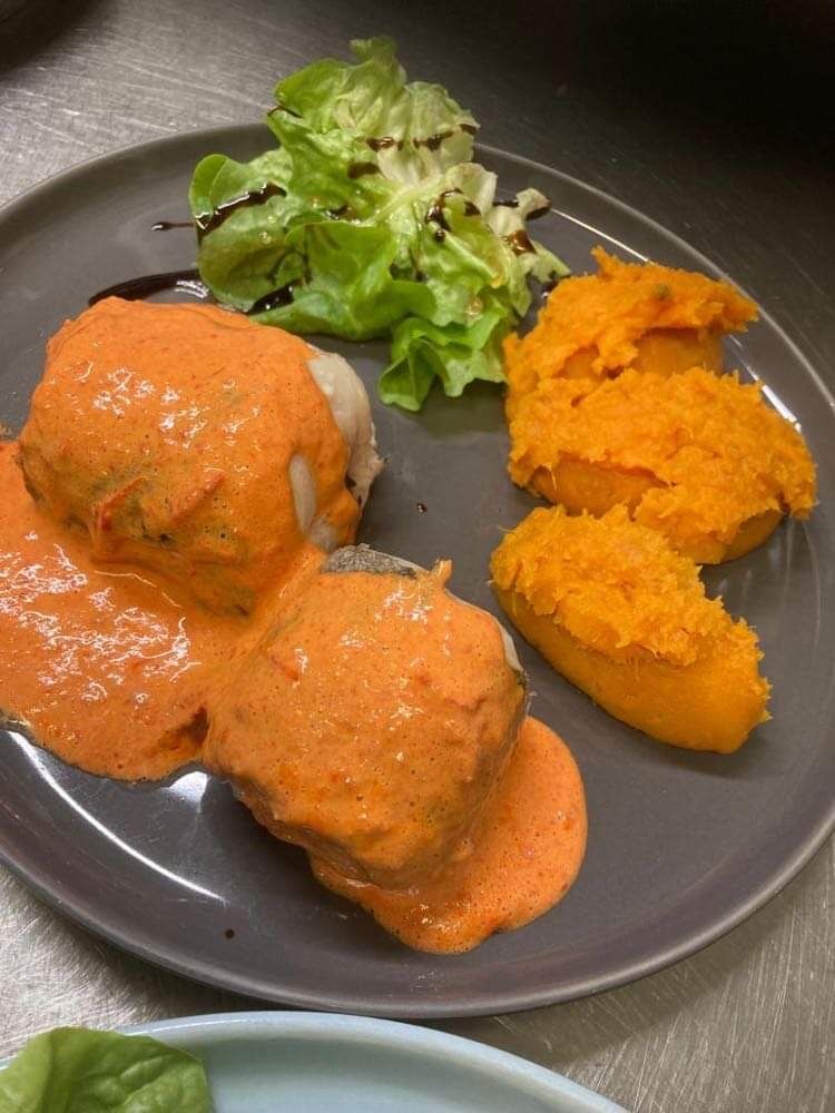 Merluchon crème de poivrons et écrasé de patate douces