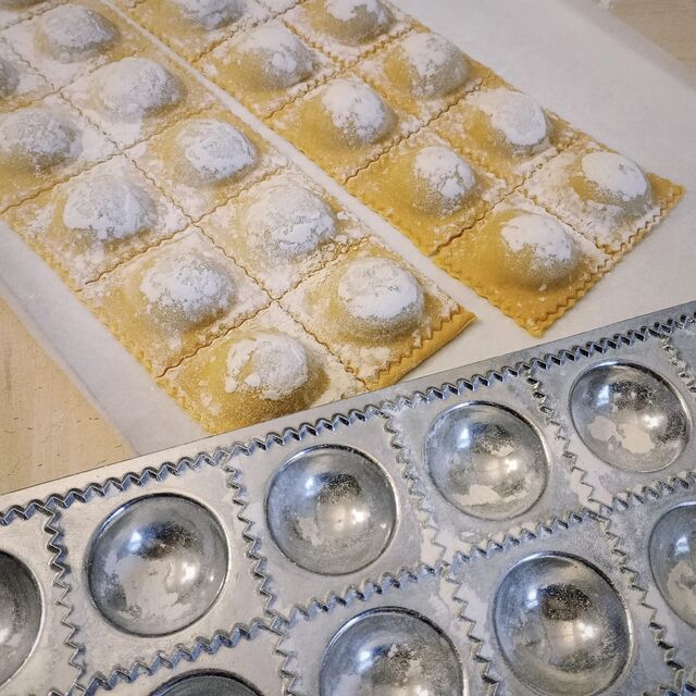 RAVIOLI MAISON A LA TRUFFENOIR ET PARMESAN 30 MOIS