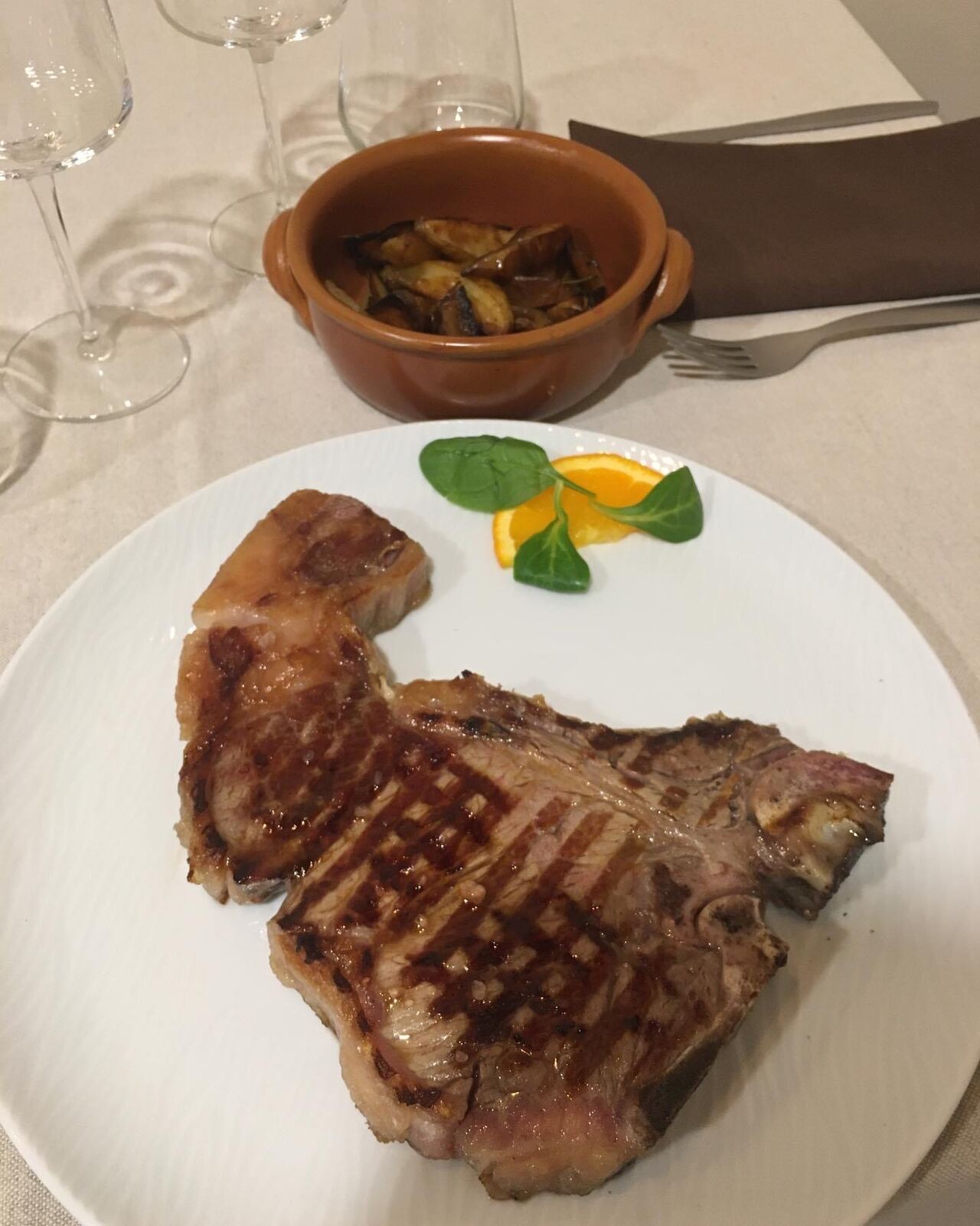 Costata di mazo con patate al forno