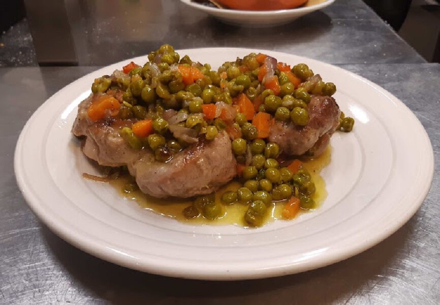 Ossobuco e piselli alla romana