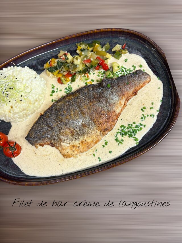 Filet de bar crème de langoustines et son risotto crémeux