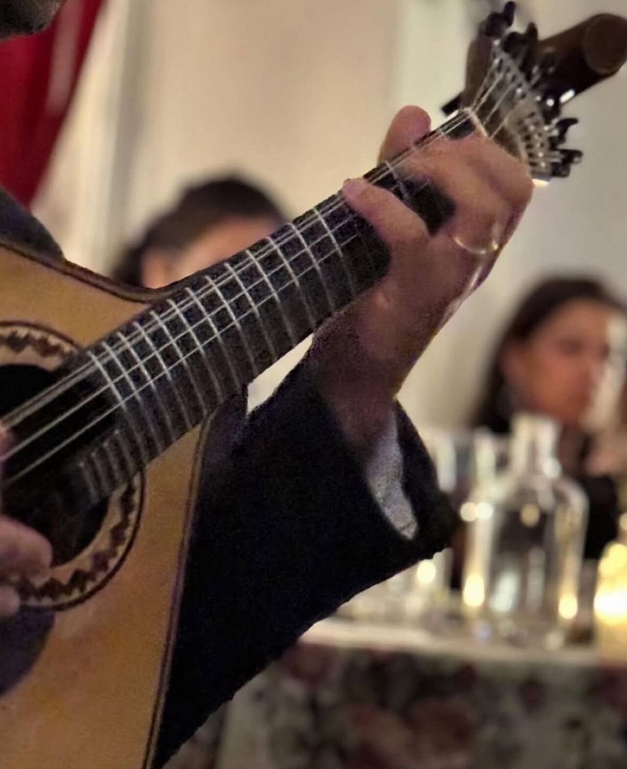 Tertúlias de Fado ao Cair da Tarde na Mouraria