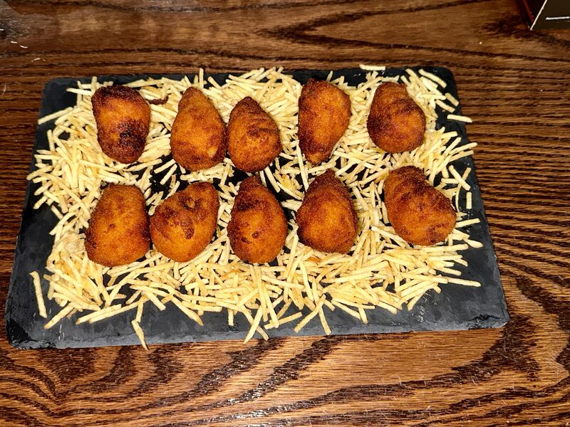 Croquetas de Huevo con Chorizo