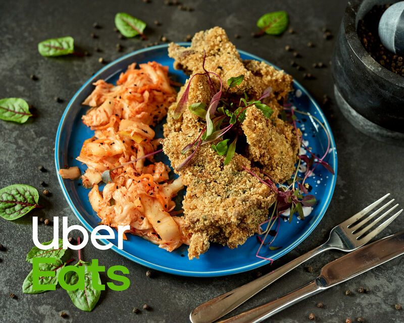 Jedzenie dostępne również na dowóz! 