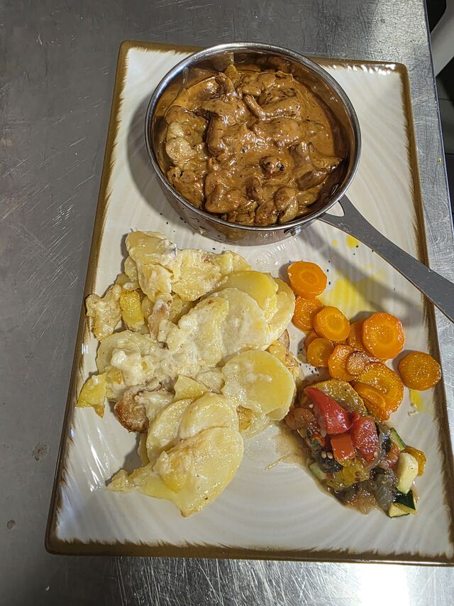 Ris de veau à la crème et aux girolles