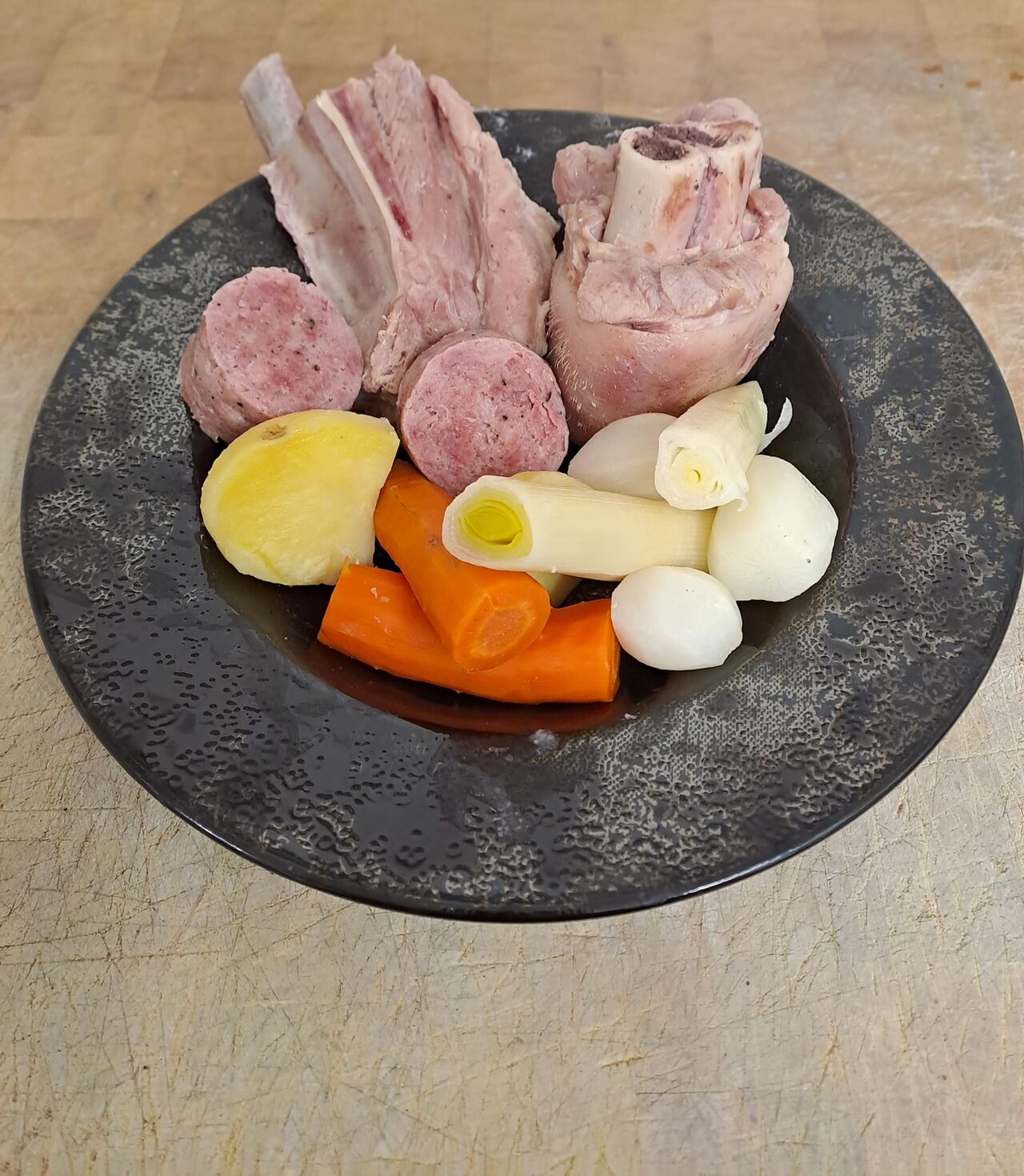 Petit salé et ses légumes de saison