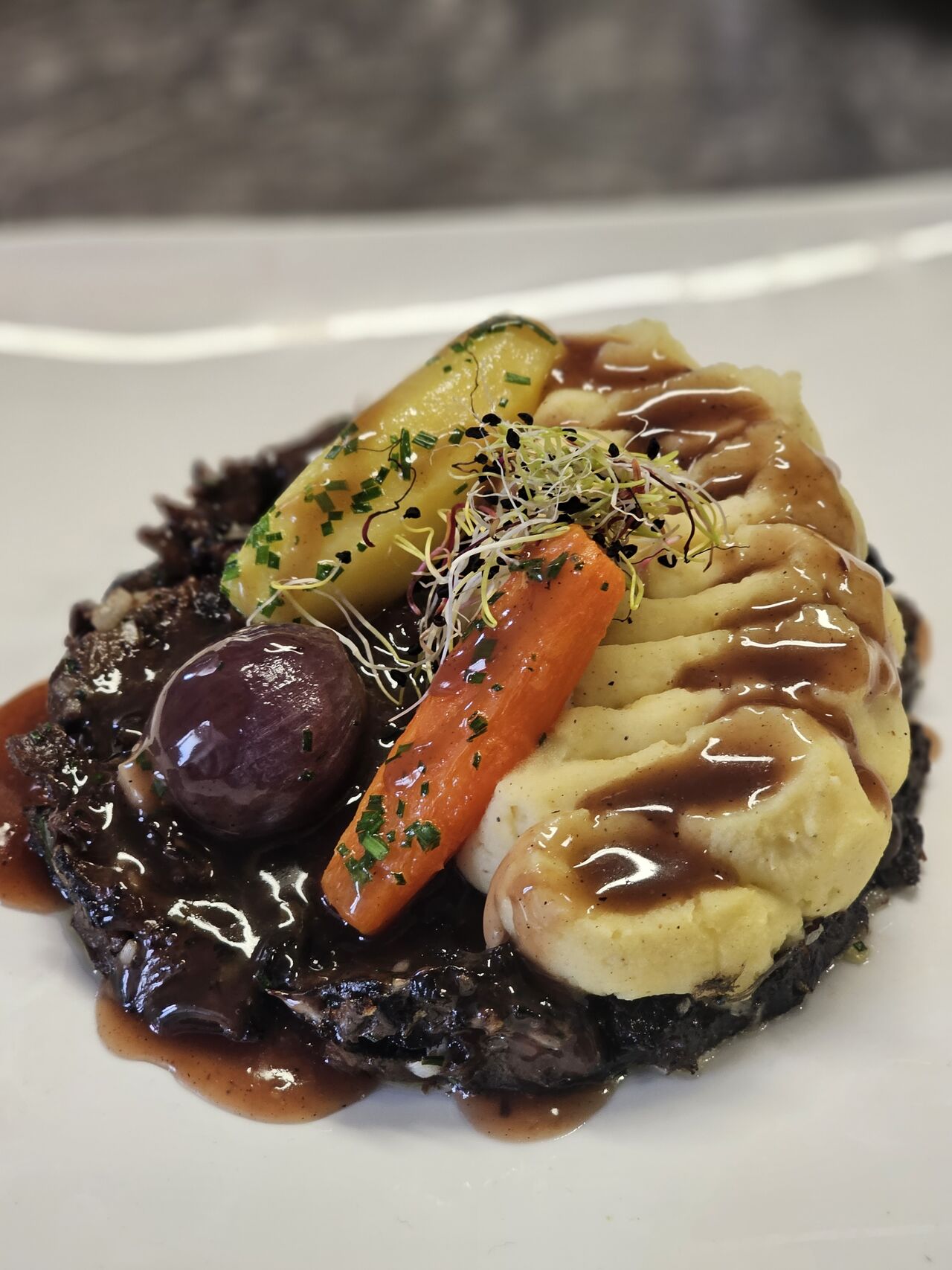 La joue de boeuf effilochée, légumes vapeur 