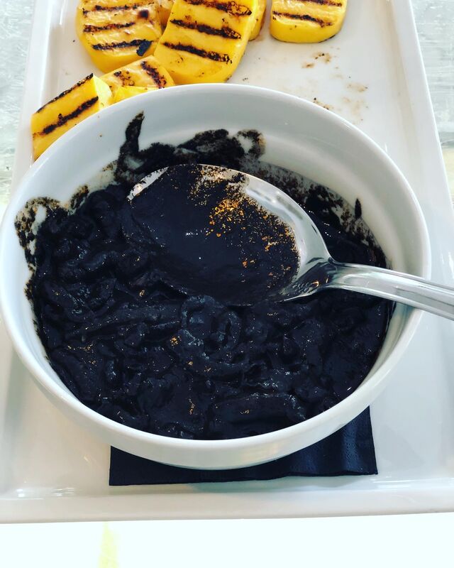 Seppie in umido al nero.