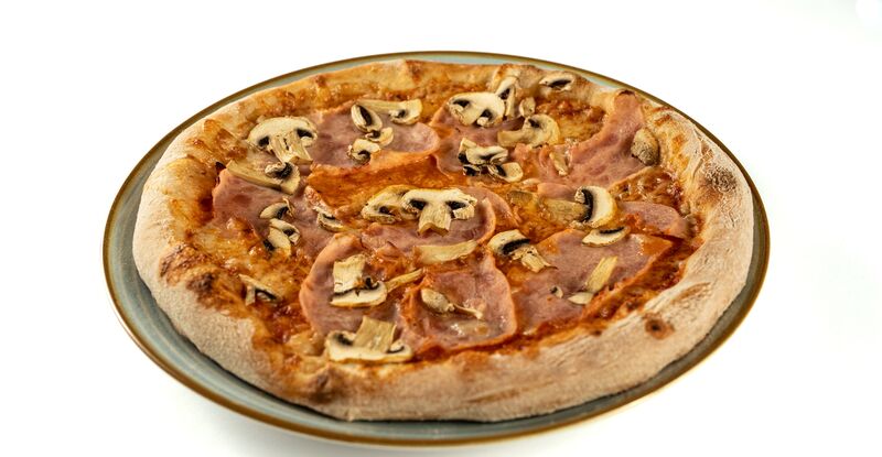 Pizza Prosciutto e funghi 