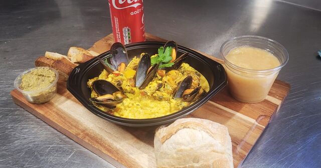 Risotto de moules safrané et compote maison 