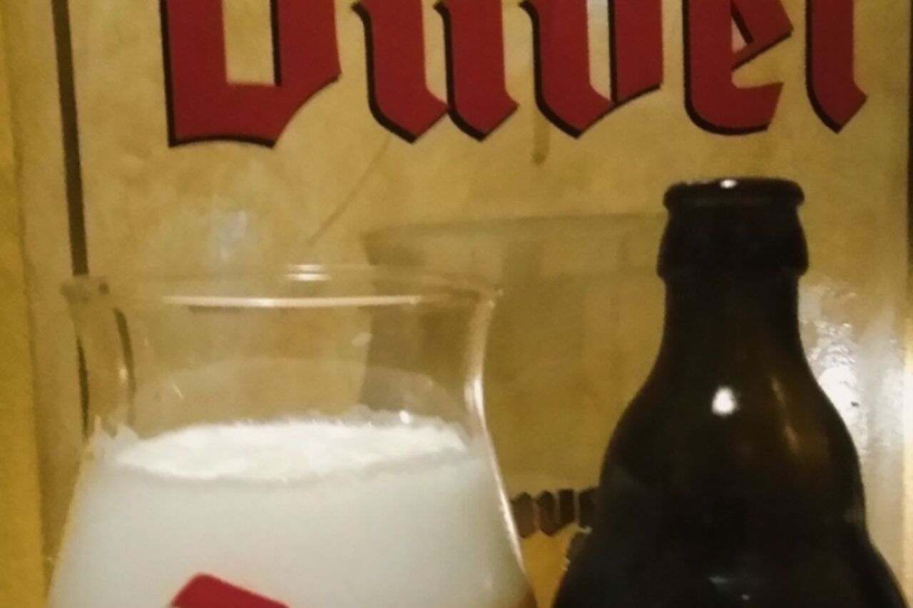 Tomate una buena rubia!