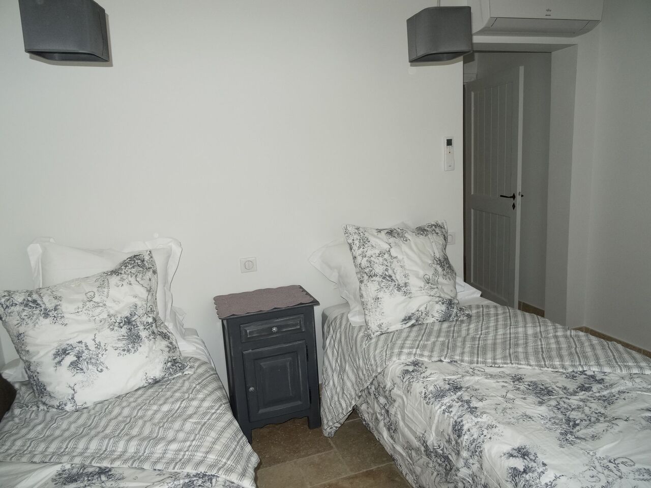CHAMBRE 2