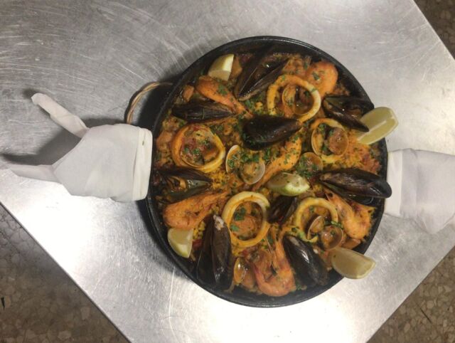 NUESTRA DE PAELLA MARISCO
VEN Y PRUEBA.
