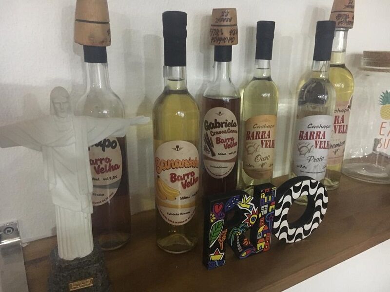 Existe uma selecção variada de bebidas para usufruir de momentos de descontracção!