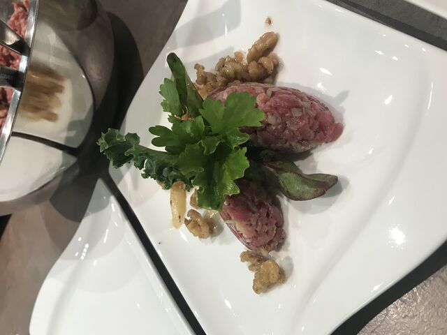 Rindertatar mit Wildkräuter 
