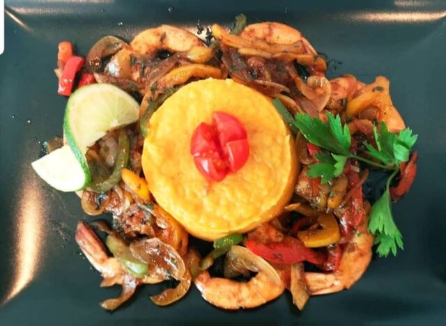 Poêlée de crevettes et flan de patates douces