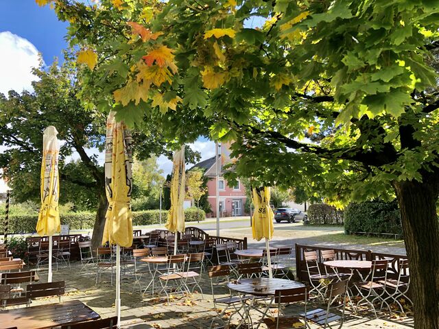 Herbstlicher Biergarten