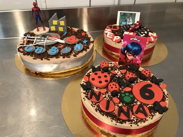 gateaux
A partir de 2,80€ la part