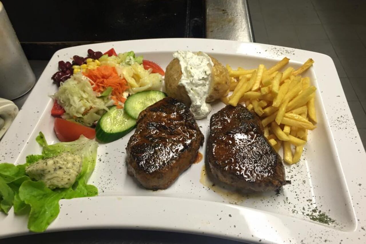 Leckere Steaks & Burger