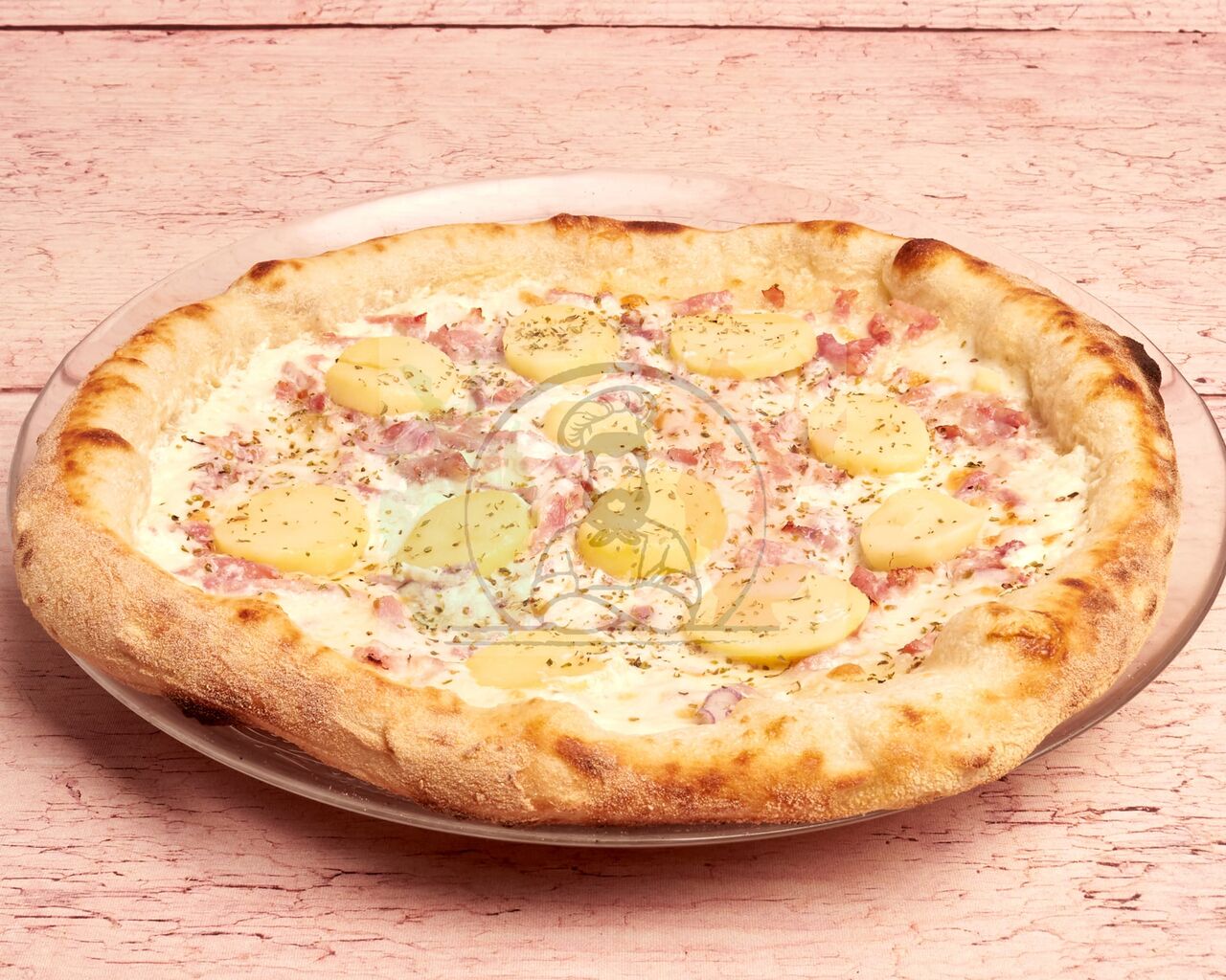 SAVOYARDE
crème fraiche, mozzarella, pomme de terre, reblochon, lardons, origan