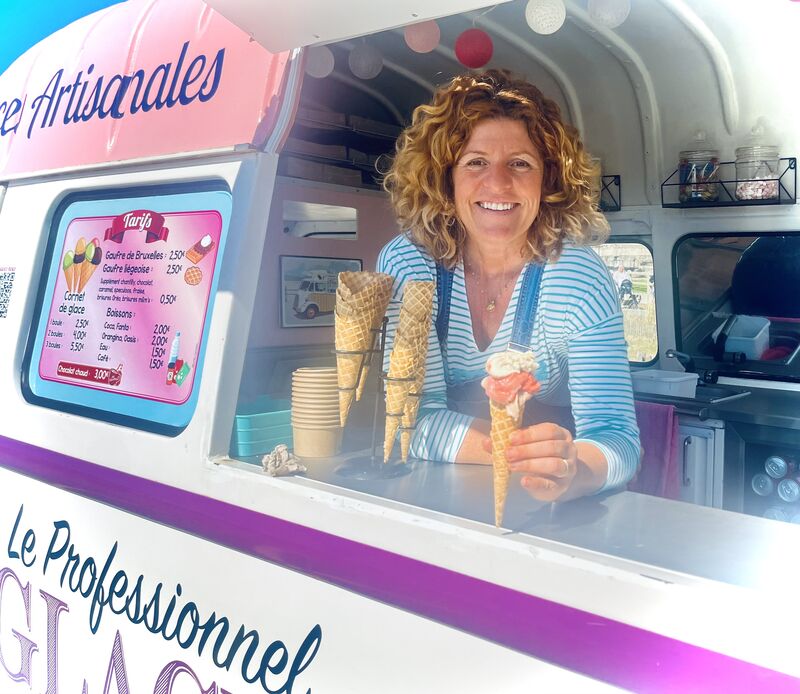 Vanille-Fraise en cornet gaufrette 