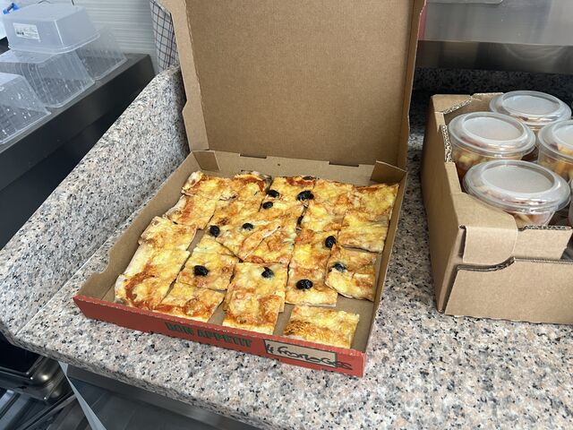 Plaque pizzas au choix 