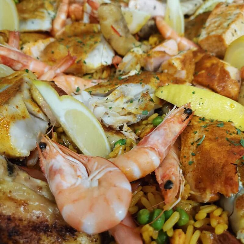 Plats traditionelle comme notre savoureuse paella