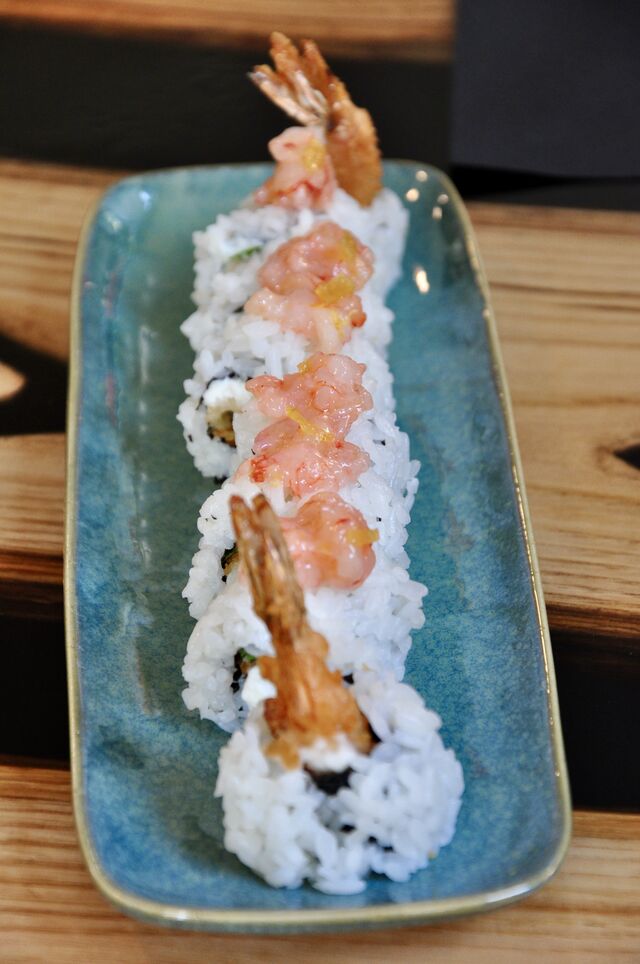 Gambero fritto, burrata, tartare di gambero rosso, basilico, limone candito 