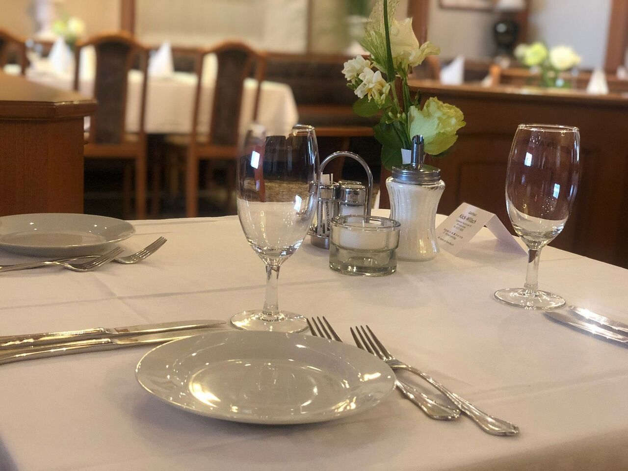 UNSERE DIENSTLEISTUNGEN