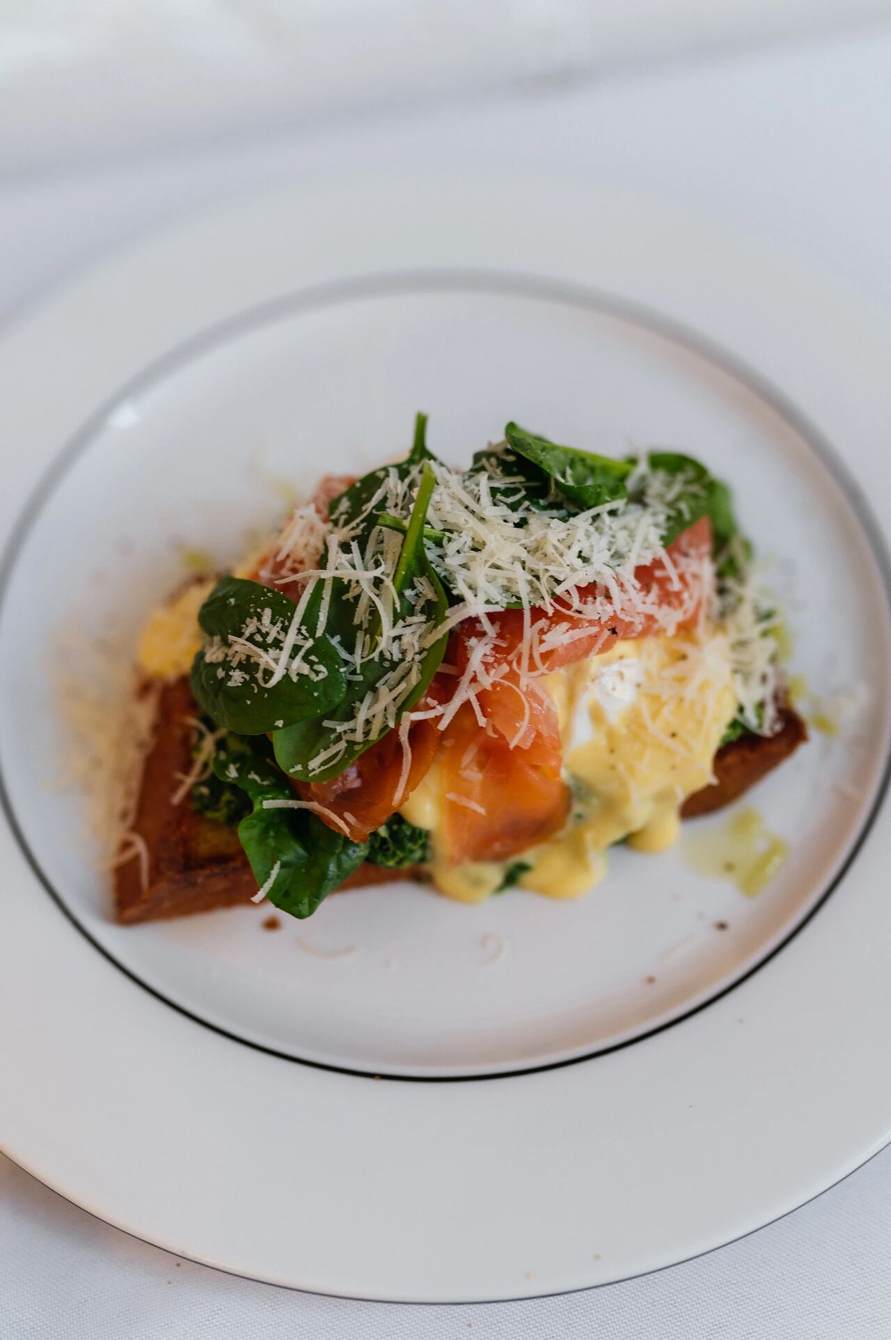 Benedykt z łososiem 