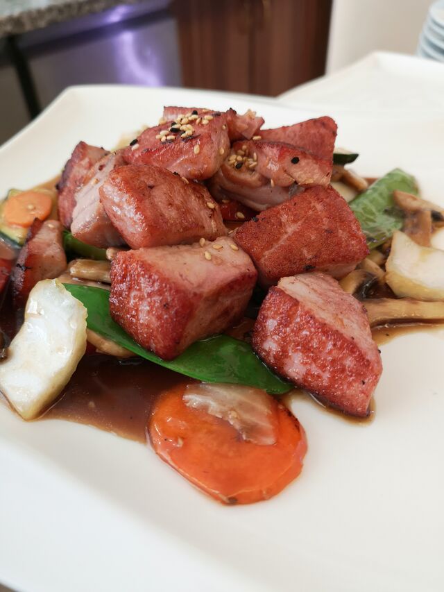 Thunfisch filet mit Gemüse 