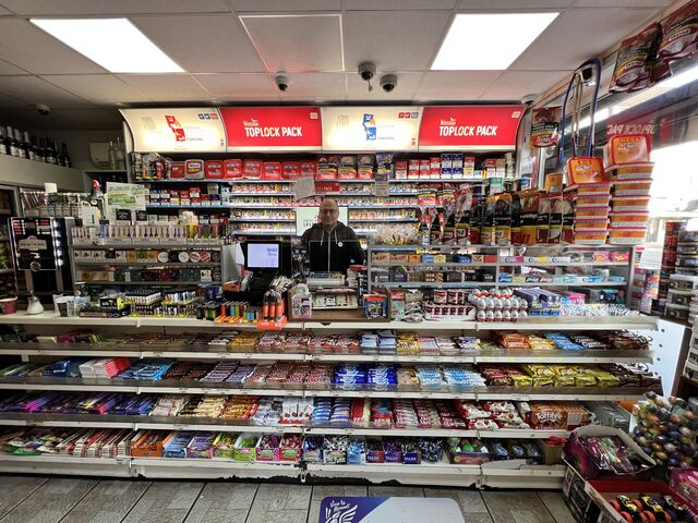 Tresenbereich, hier bedient Sie der Chef persönlich