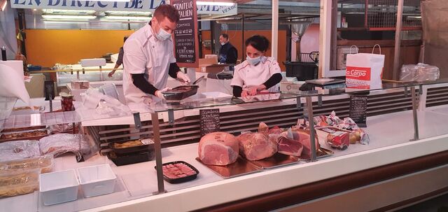 Marché des Gravilliers a Athis Mons dimanche matin
