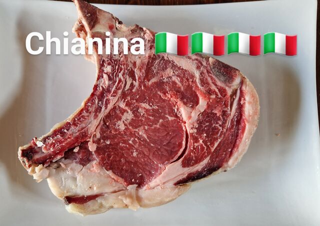 COSTATA DI SCOTTONA RAZZA CHIANINA ITALIA