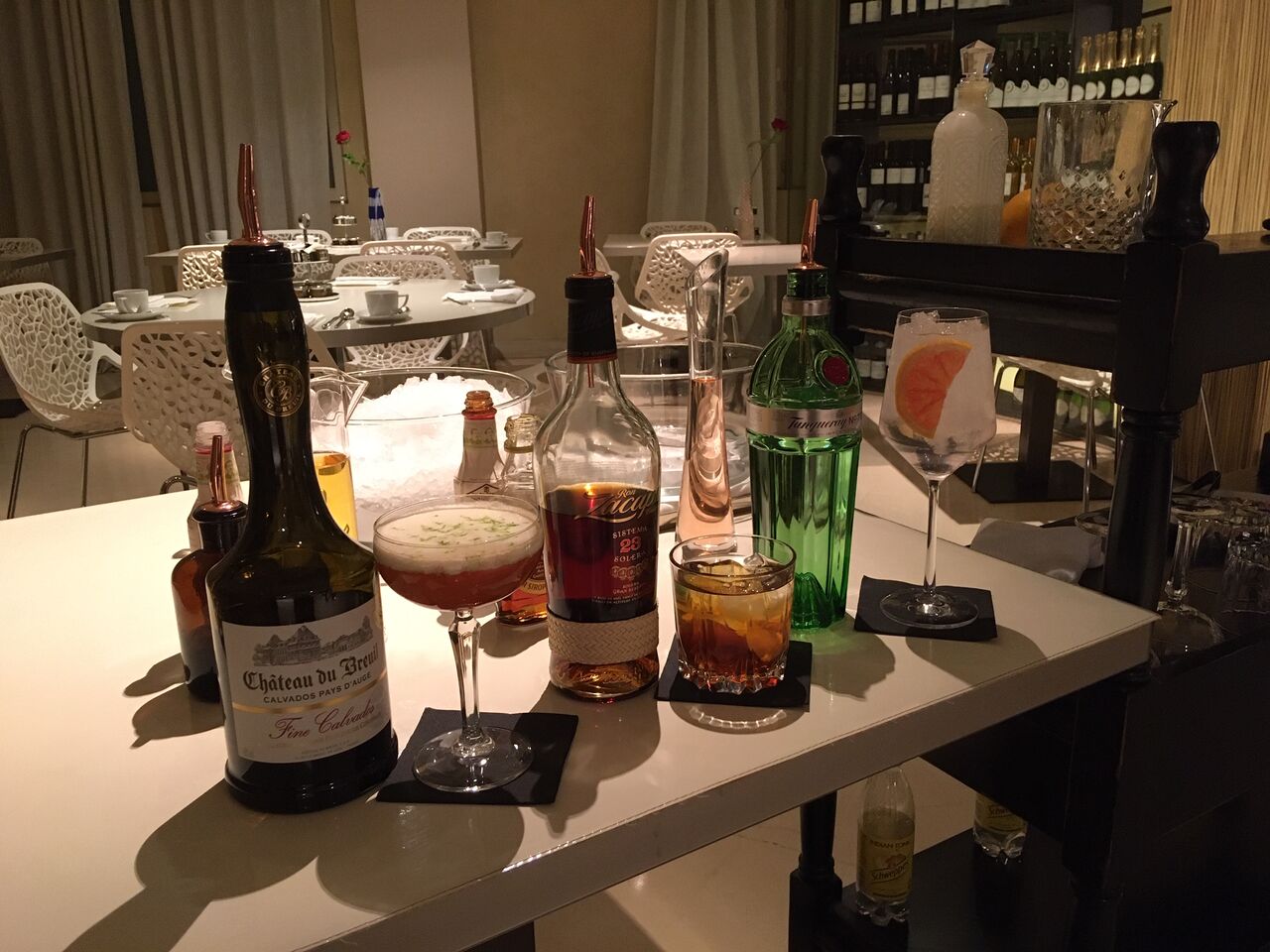 Atelier Cocktails au Banke Hôtel, Paris 9ème.
Pour leurs clients séminaire.
Any Time Any Where bu Cocktails !