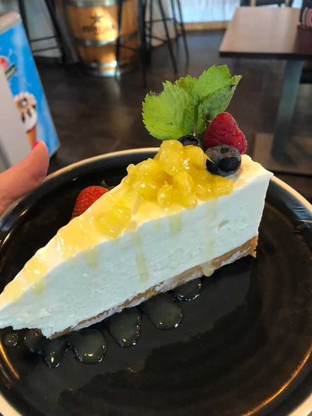 Pina Colada Cheesecake 