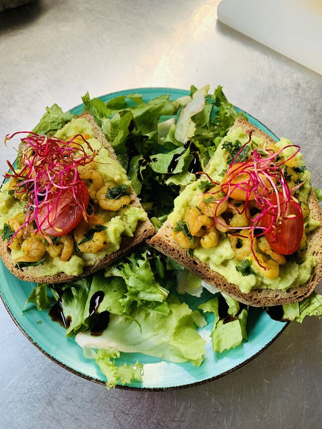 Tartine crevettes, avocat